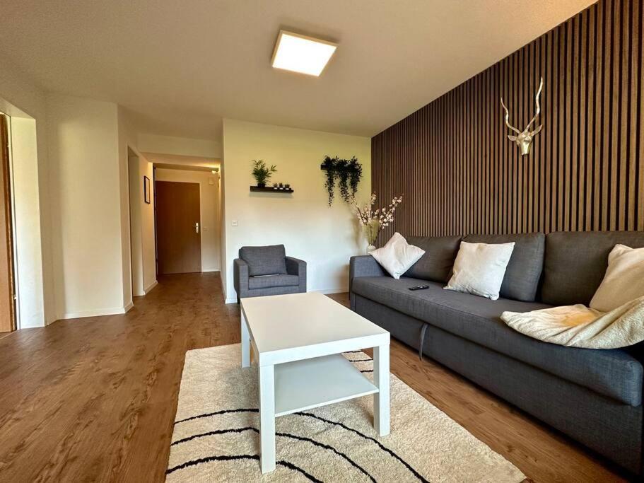 Alpine Retreat 4 Person Apartment Near Zermatt With Parking! 塔什 外观 照片
